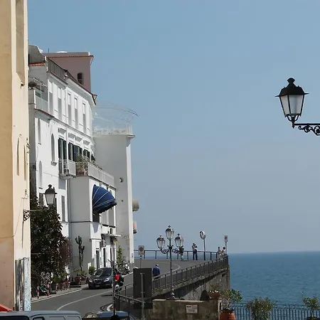蝶齐赛迪奇住宿加早餐旅馆 4*