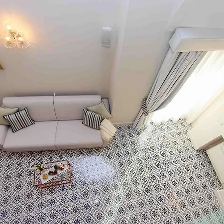 蝶齐赛迪奇住宿加早餐旅馆 4*