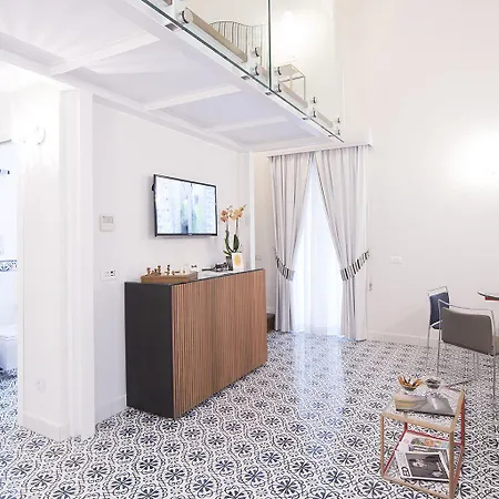 Diecisedici Amalfi