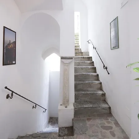 Diecisedici Amalfi