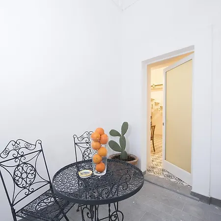 Diecisedici Guest house Amalfi