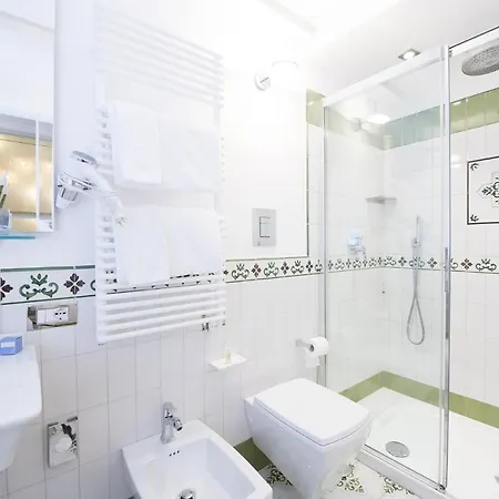 Guest house Diecisedici
