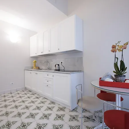 디에시세디치 아말피