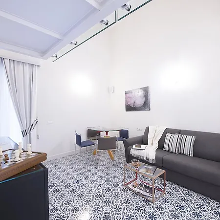 디에시세디치 4*