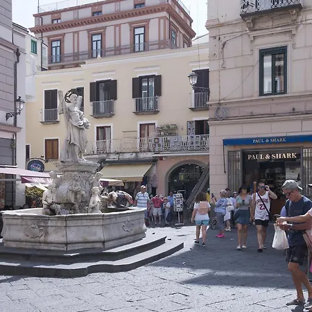 디에시세디치 4*